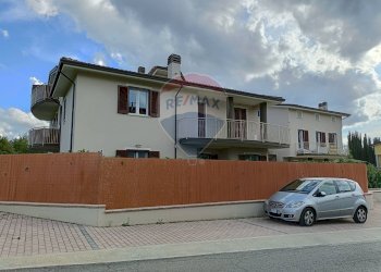 Casa all\'aperto - Quadrilocale Strada Lidarno Petrignano
 
3 R, Perugia - foto 1