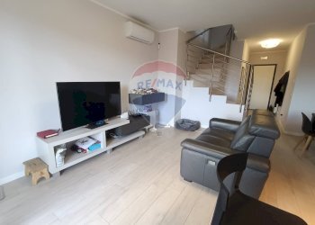 Soggiorno - Quadrilocale Strada Lidarno Petrignano
 
3 R, Perugia - foto 4