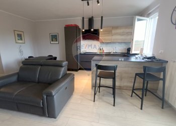 Sala da pranzo - Quadrilocale Strada Lidarno Petrignano
 
3 R, Perugia - foto 12