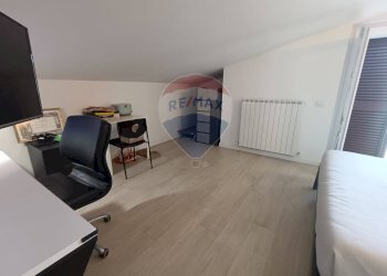 Camera / camera da letto - Quadrilocale Strada Lidarno Petrignano
 
3 R, Perugia - foto 23