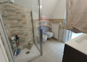 Bagno - Quadrilocale Strada Lidarno Petrignano
 
3 R, Perugia - foto 32