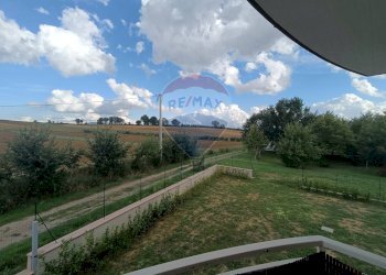 Giardino - Quadrilocale Strada Lidarno Petrignano
 
3 R, Perugia - foto 49