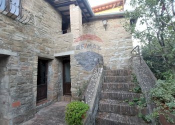 Casa all\'aperto - Casa indipendente Via San Michele
 
38, Valfabbrica - foto 1