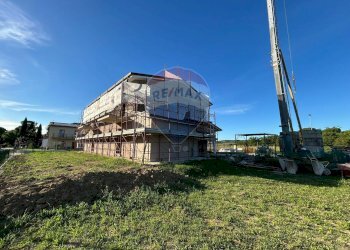 Edificio all\'aperto - Casa semi indipendente Perugia - foto 4