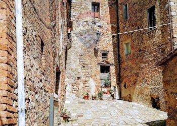 Edificio all\'aperto - Quadrilocale VIA DELLE PUGLIE
 
13, Perugia - foto 7