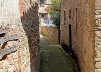 Edificio all\'aperto - Quadrilocale VIA DELLE PUGLIE
 
13, Perugia - foto 8