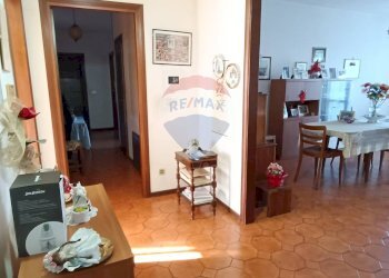 Hall / corridoio - Appartamento Salita Biscarini
 
1 A, Marsciano - foto 23