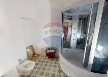 Bagno - Casa indipendente Viale Vittorio Veneto
 
4, Marsciano - foto 11