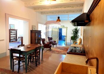 Sala da pranzo - Casa indipendente Viale Vittorio Veneto
 
4, Marsciano - foto 39
