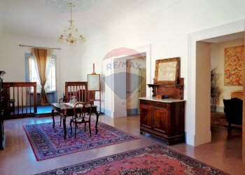 Sala da pranzo - Casa indipendente Viale Vittorio Veneto
 
4, Marsciano - foto 43