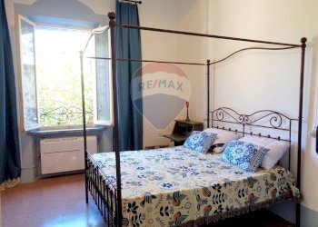 Camera / camera da letto - Casa indipendente Viale Vittorio Veneto
 
4, Marsciano - foto 49