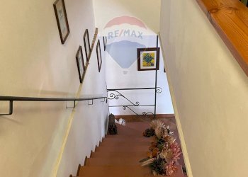 Scale - Villa VIA TRONTO
 
33, Ardea - photo 10