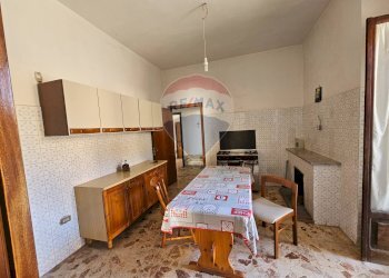 Sala da pranzo - Trilocale Via Serrone
 
2, Centola - foto 11