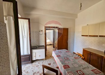 Sala da pranzo - Trilocale Via Serrone
 
2, Centola - foto 16