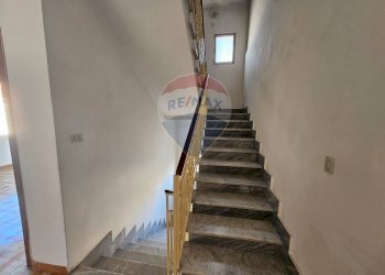 Scale - Quadrilocale Via Serrone
 
2, Centola - foto 2