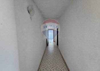 Hall / corridoio - Quadrilocale Serrone
 
2, Centola - foto 9