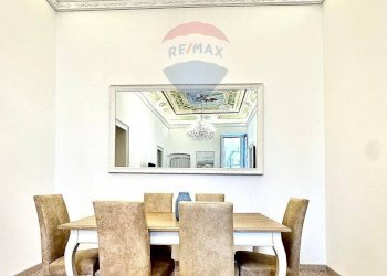 Sala da pranzo - Quadrilocale Piazza Vittorio Emanuele III
 
21, Cisternino - foto 4