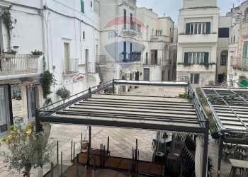 Edificio all\'aperto - Quadrilocale Piazza Vittorio Emanuele III
 
21, Cisternino - foto 16