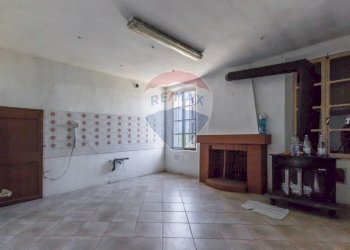 Stanza vuota - Independent house Strada della Cisa
 
78, Brescello - photo 12