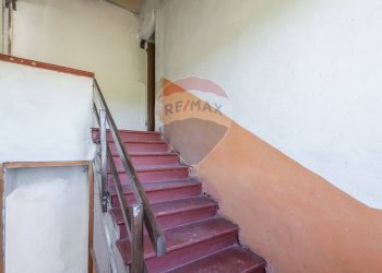 Scale - Independent house Strada della Cisa
 
78, Brescello - photo 25