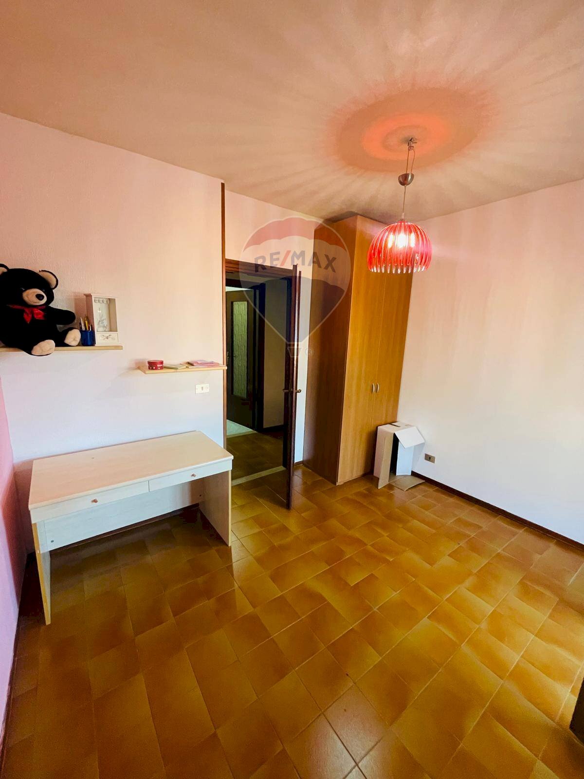 Camera / camera da letto - Appartamento Via Montenotte
 
4, Altare - foto 1