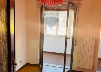 Stanza vuota - Appartamento Via Montenotte
 
4, Altare - foto 17