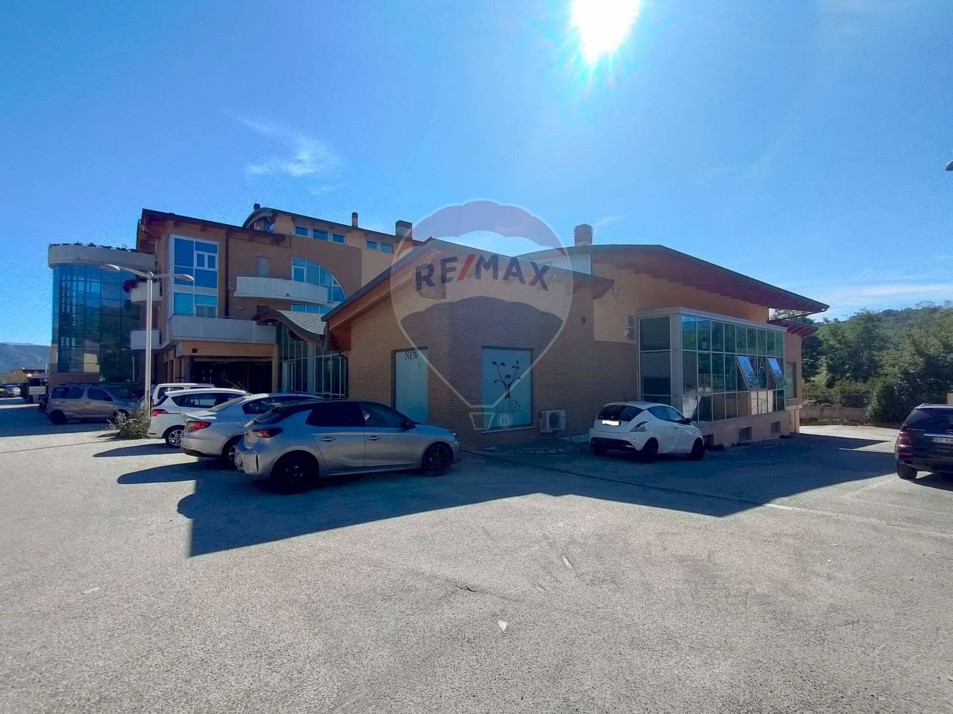 Esterno centro commerciale - Commercial Premises via roma
1, Scoppito - photo 2