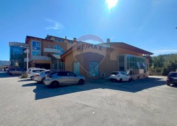 Esterno centro commerciale - Locale Commerciale via roma
 
1, Scoppito - foto 2