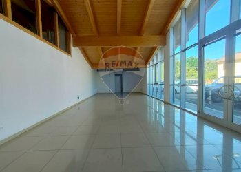 Interno locale commerciale - Locale Commerciale via roma
 
1, Scoppito - foto 7