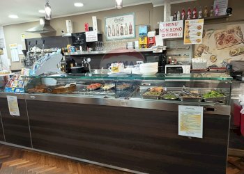 Cucina - Attività Commerciale Napoli - foto 2