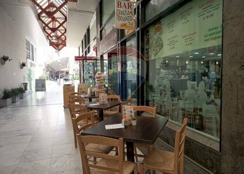 Sala da pranzo - Attività Commerciale Napoli - foto 5