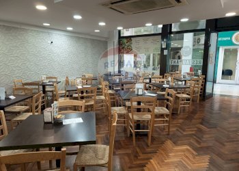 Sala da pranzo - Attività Commerciale Napoli - foto 8