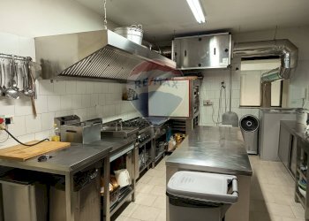 Cucina - Attività Commerciale Napoli - foto 14