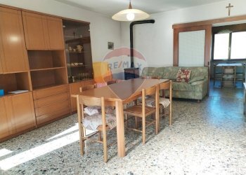 Sala da pranzo - Casa semi indipendente Via Can
 
42, Cesiomaggiore - foto 5
