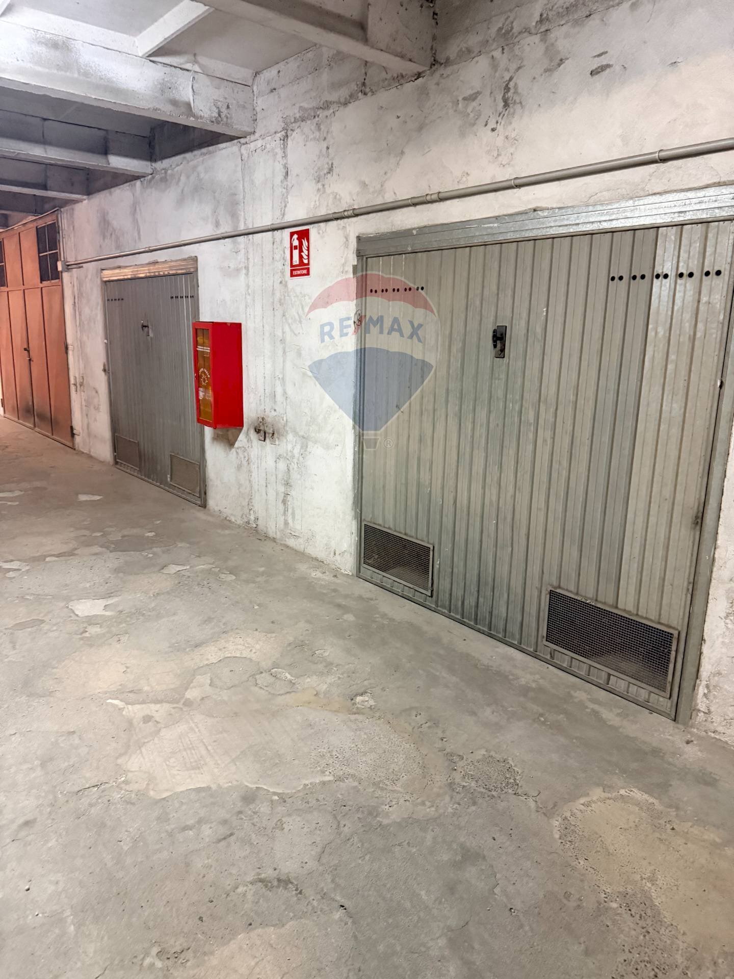 Parcheggio - Box via Brichetti
 
76, Pavia - photo 1