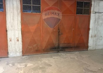 Parcheggio - Box via Brichetti
 
76, Pavia - foto 2