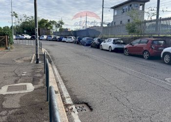 Edificio all\'aperto - Box via Brichetti
 
76, Pavia - foto 7