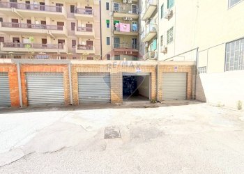 Edificio all\'aperto - Box Via Antonio Ruffolo, Foggia - foto 5