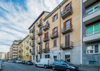 Foto 1 - Negozio Via Moretta
29, Torino - foto 1