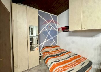 Camera / camera da letto - One-room apartment via Binasco
 
40, Casarile - photo 9