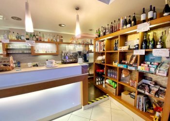 Dispensa di stoccaggio - Bar Tavola Calda - Fredda Padova - foto 8