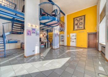 Scale - Shop via provinciale nord
50, Fossò - photo 1