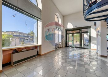 Ricezione / Lobby - Shop via provinciale nord
50, Fossò - photo 6