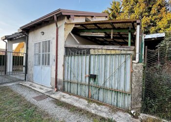 Foto 1 - Warehouse Via Castello
 
61/E, Vimercate - photo 1