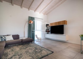 Foto 3 - Quadrilocale Via pastore
 
16, Peschiera del Garda - foto 3