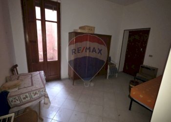 Camera / camera da letto - Quadrilocale guido fiera mosca
 
37, Capua - foto 8