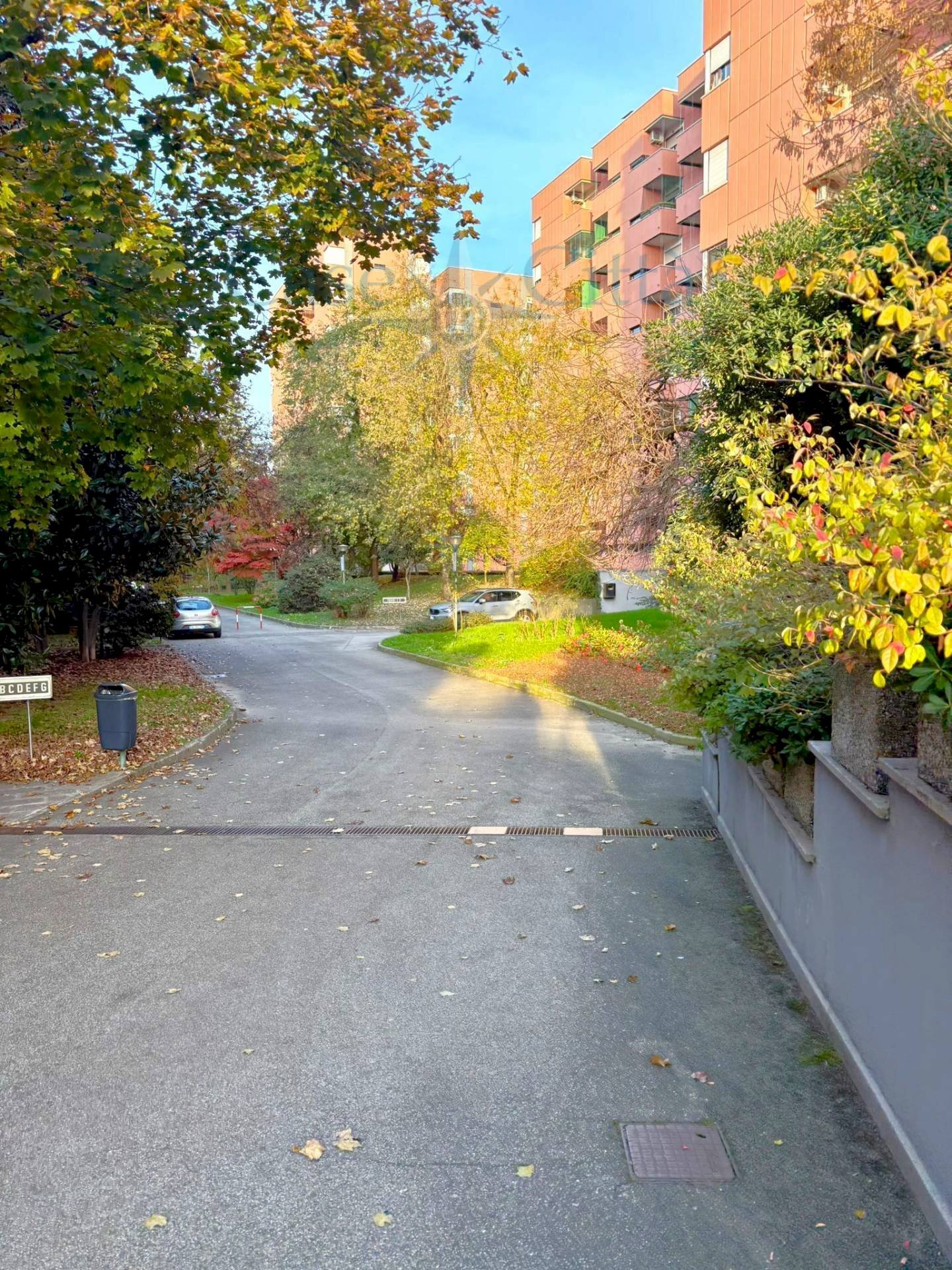 Foto 1 - Box Via Antonio Cechov
 
20, Milano - photo 1