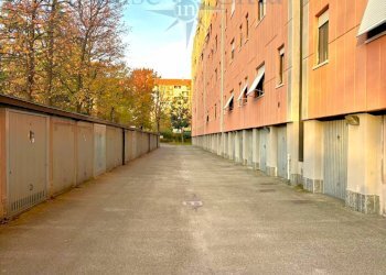 Foto 2 - Box Via Antonio Cechov
 
20, Milano - photo 2