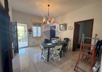 Sala da pranzo - Villa Via Della Zagara
 
12, Misilmeri - photo 30