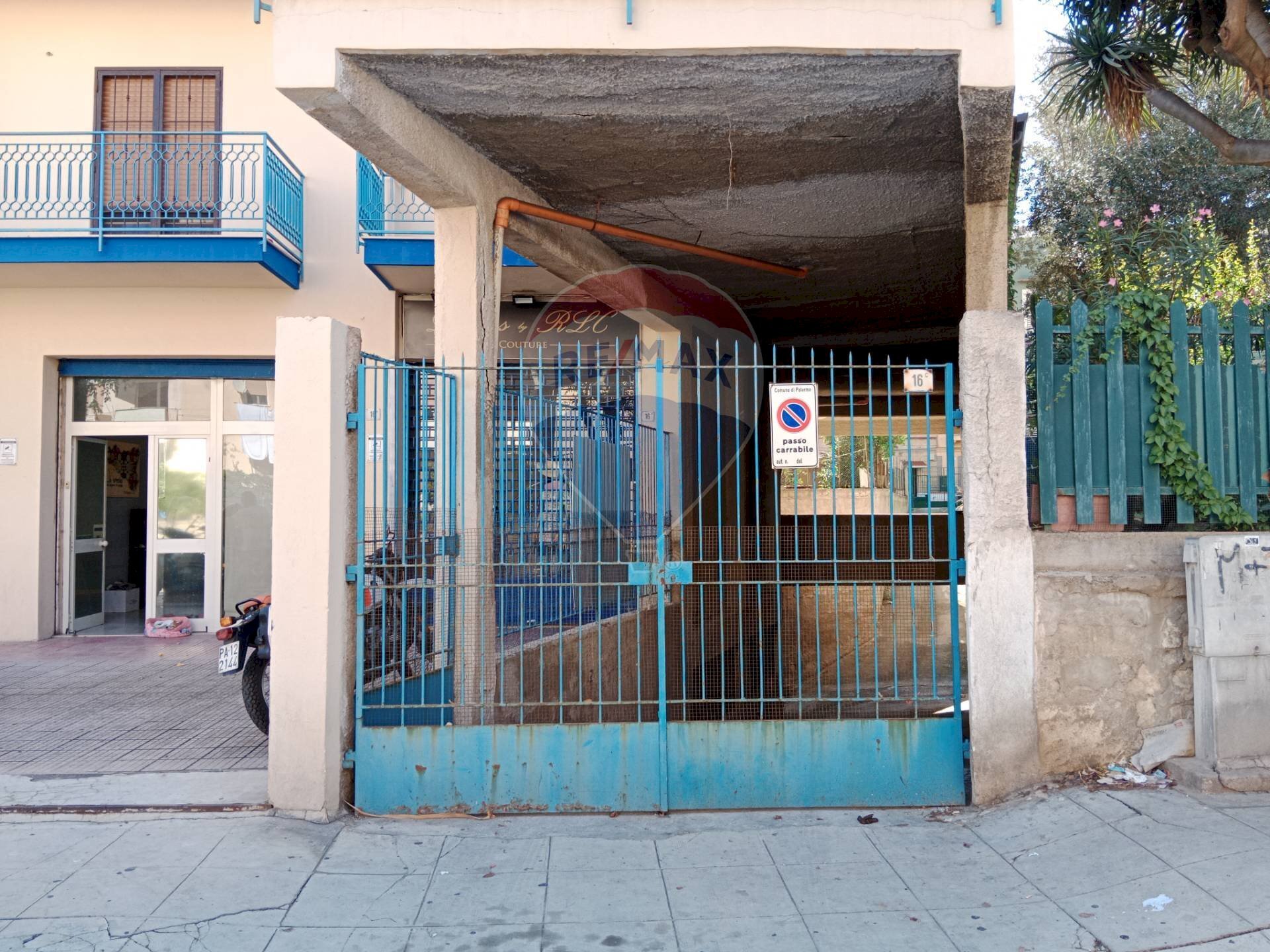 Edificio all\'aperto - Commercial Premises VIA AMEDEO D'AOSTA
16 C, Palermo - photo 3